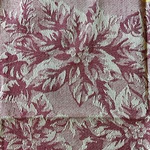 Christmas Table Linens
